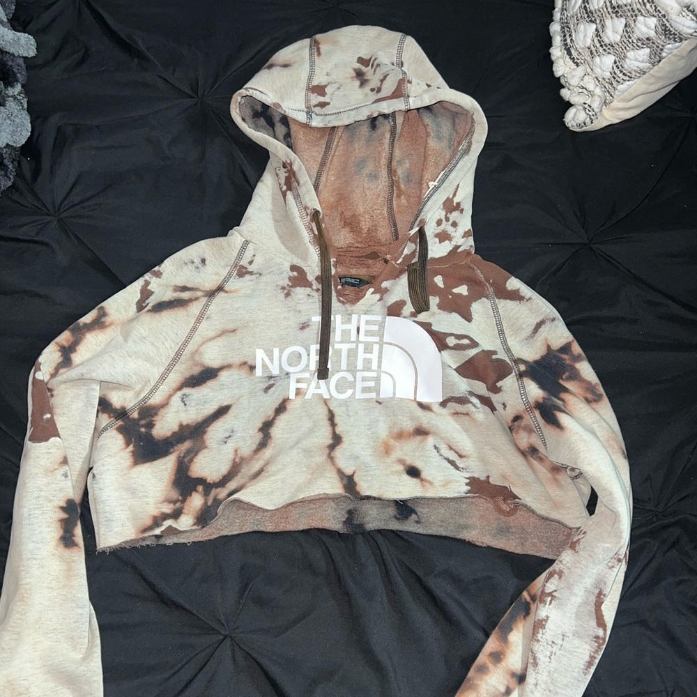 The North Face Women's Acid Tie-Dye Crop Hoodie